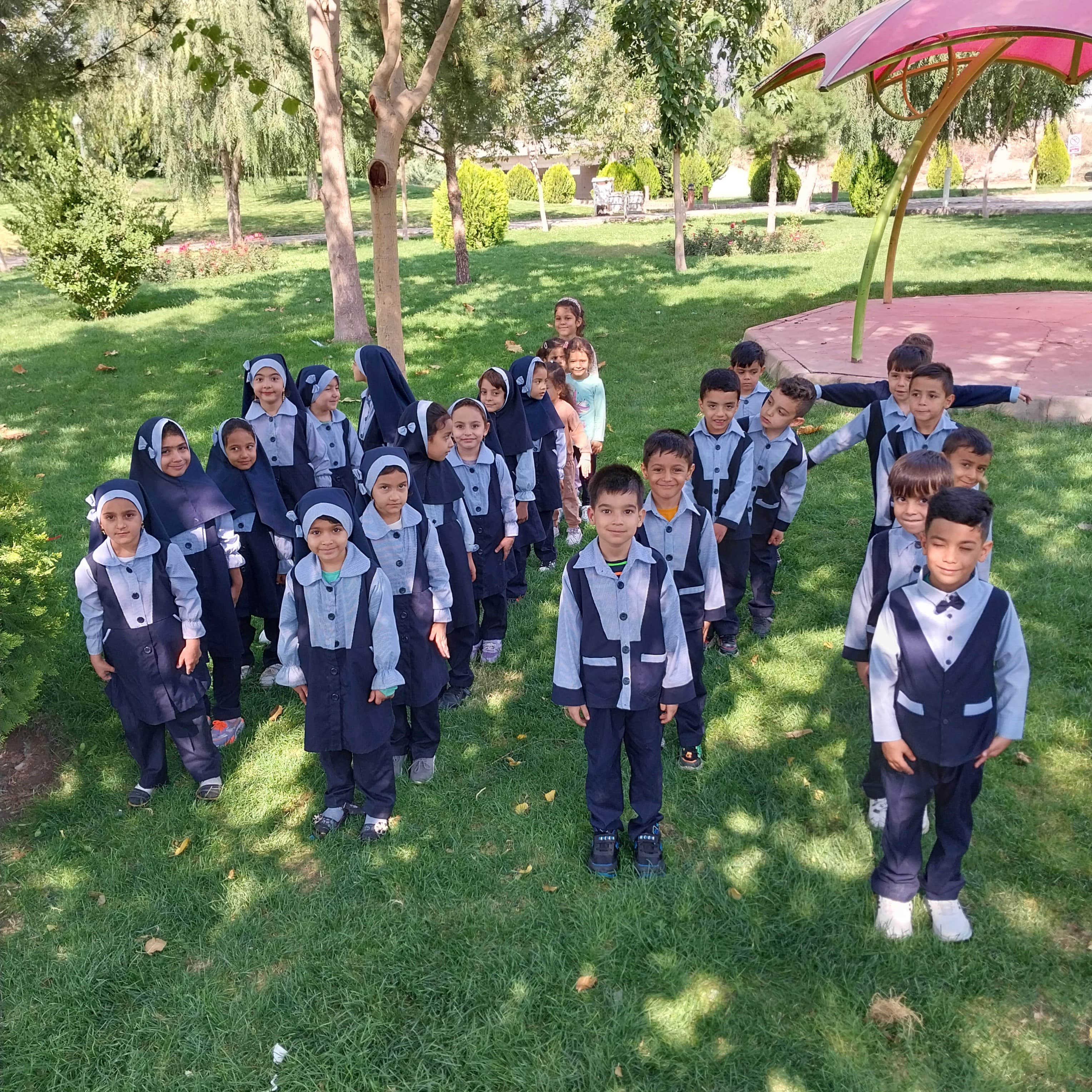کودکستان غنچه های کوثر